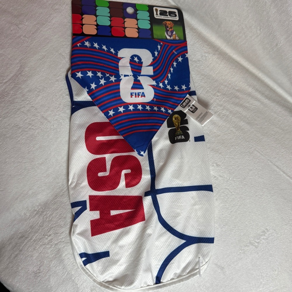 FIFA USA Dog Shirt/Bandana Official Licensed Soccer World Cup Size Large  NWT